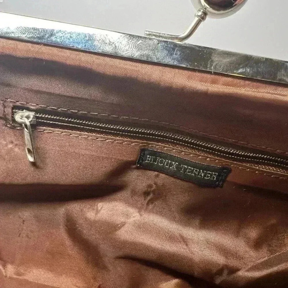 Bijoux Terner Brown Women’s Handbag Clutch Faux Leather Silver Chain Purse - Picture 4 of 6